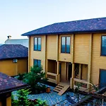 Villa Chayka