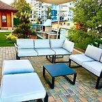 Chayka Villa *